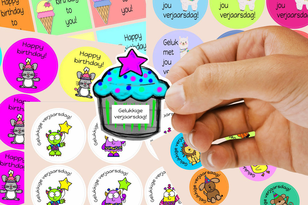 Celebrate your learner's birthday with our beautiful birthday stickers. There are 9 Extra large stickers per A5 sheet. The stickers are printed with a non toxic ink on a high quality vinyl. The size per sticker is approximately 44mm by 44mm.